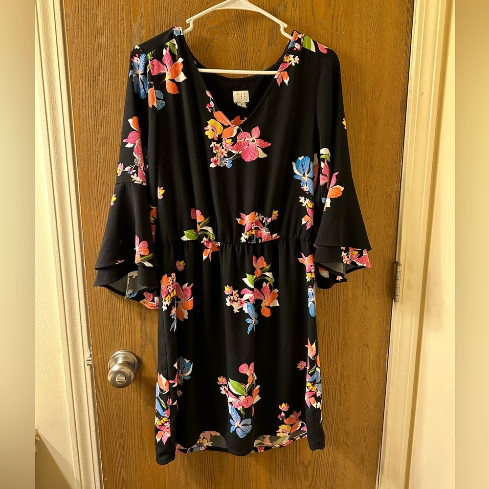 cute floral dress!!